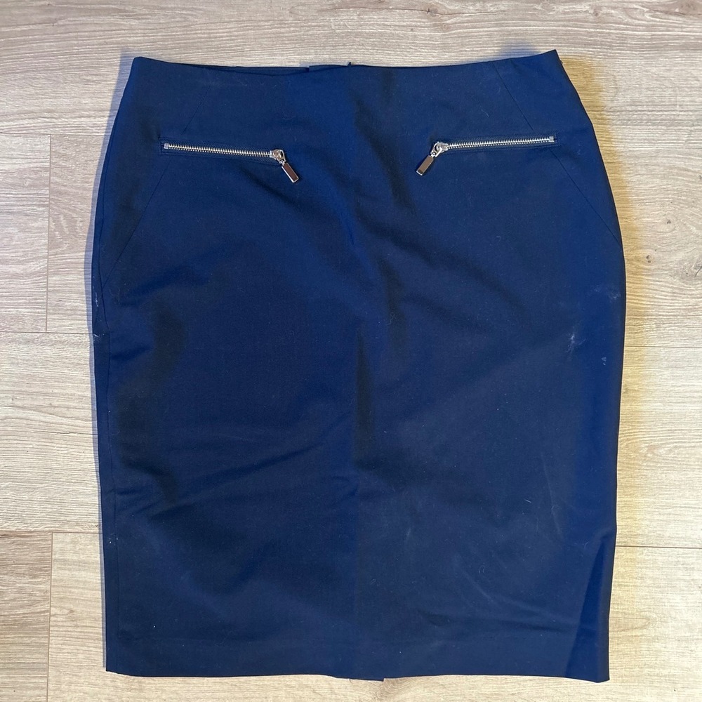 Tommy Hilfiger Black Pencil Skirt Gold Zipper Detail Career Wear Size 10